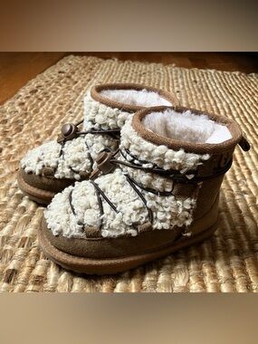 Emu Australia Kids Cozy Shearling Booties